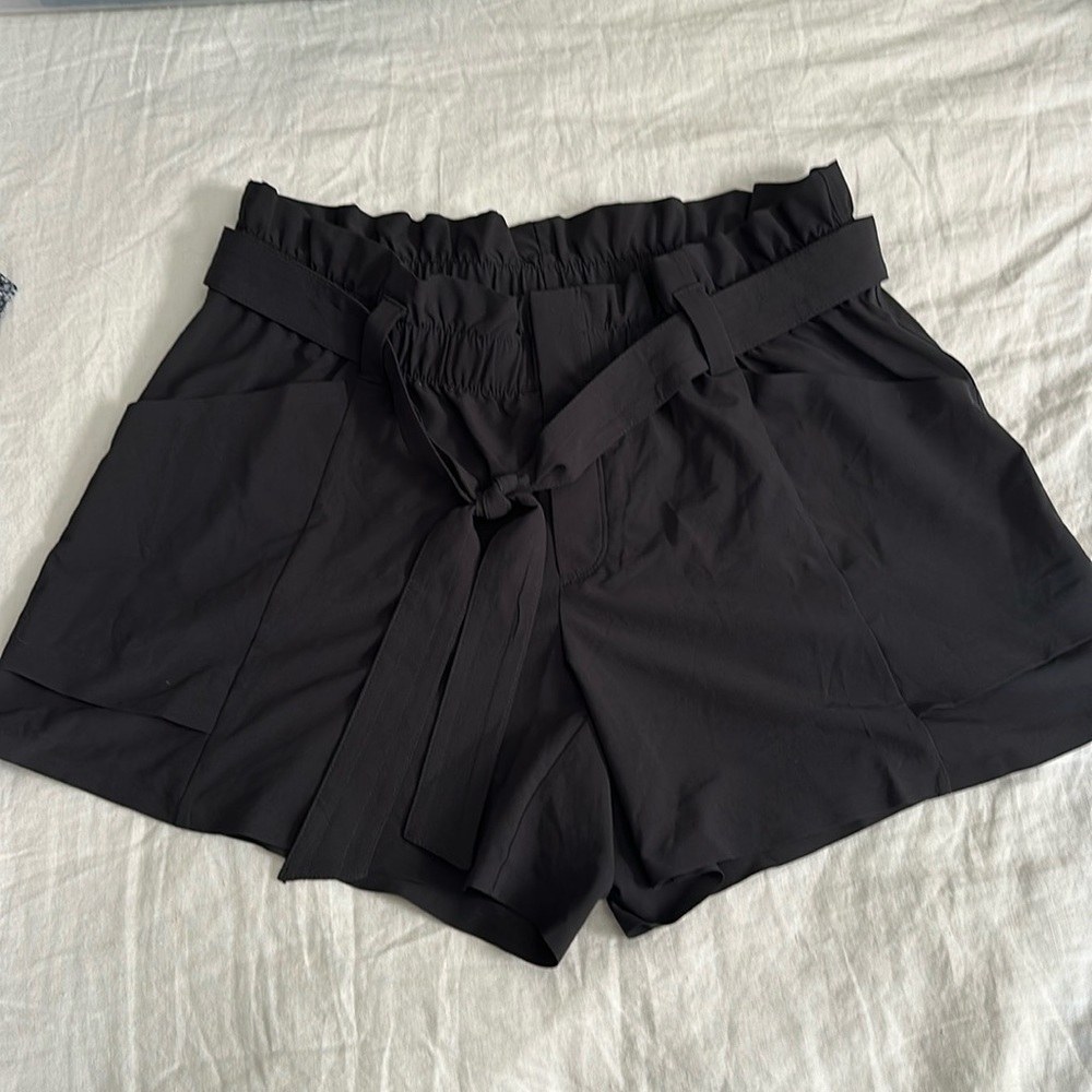 Athleta Women’s Skyline Shorts Black Size 10